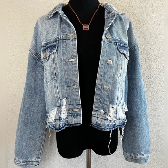 Vervet oversized distressed crop jean jacket - Picture 6 of 6